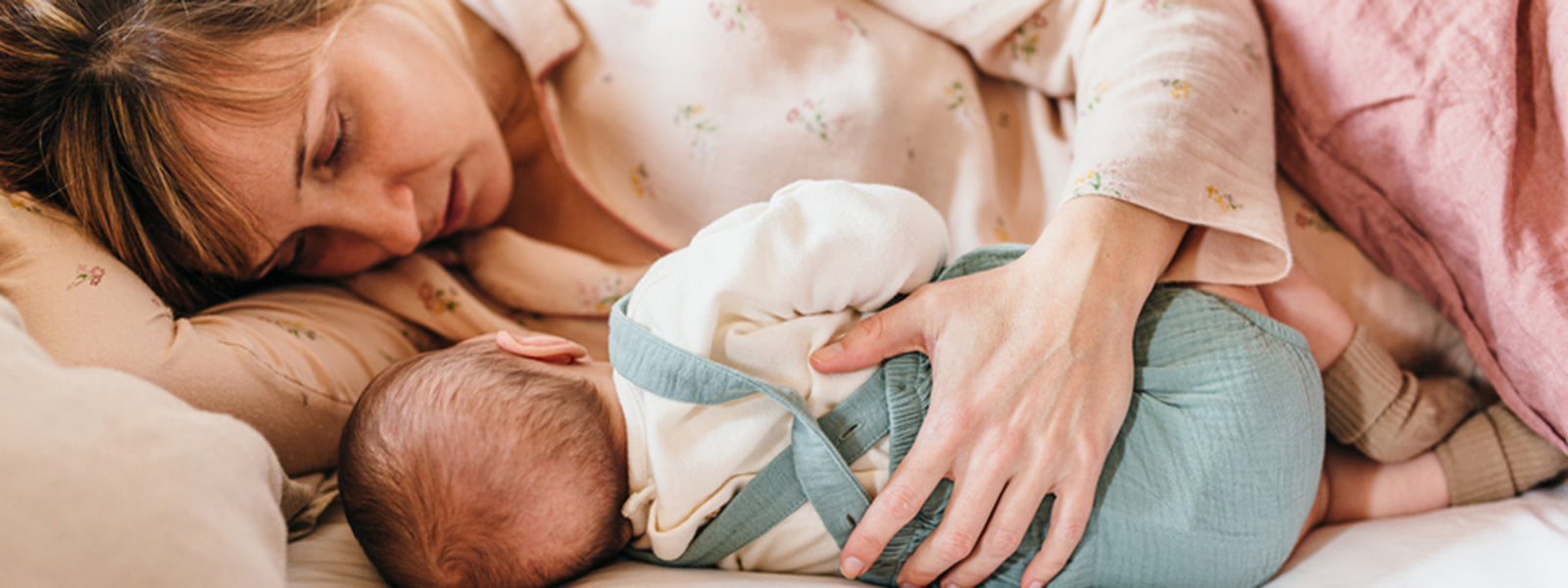 Co-sleeping: Sleeping Like a Baby with Your Baby