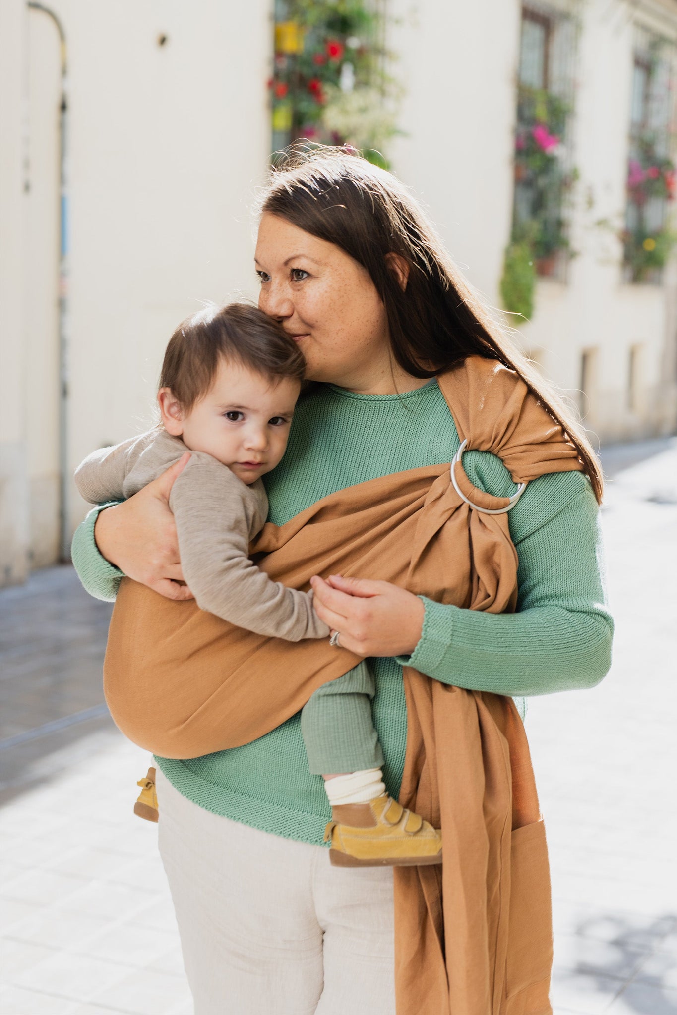 Boba Ring Sling Baby Carrier Rye Brown